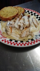 Fettucini alfredo with garlic bread